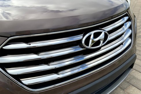 Used 2014 Hyundai Santa Fe GLS image 32
