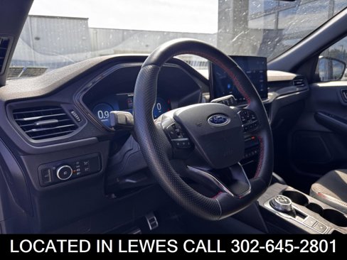 Used 2023 Ford Escape ST-Line Elite image 5