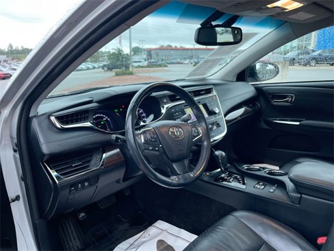 Used 2013 Toyota Avalon XLE Premium image 13