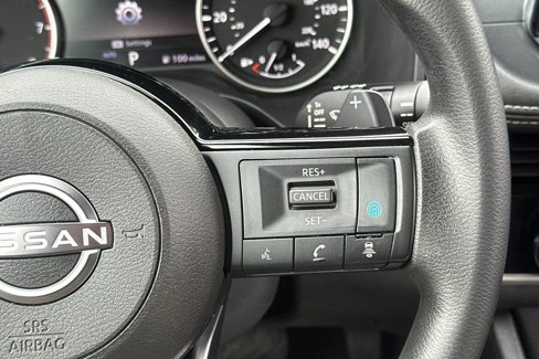 Used 2022 Nissan Rogue SV image 28