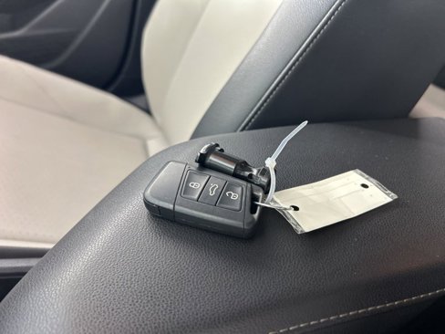 Used 2019 Volkswagen Jetta R-Line image 25