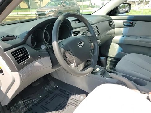 Used 2009 Kia Optima LX w/ Convenience Pkg image 9