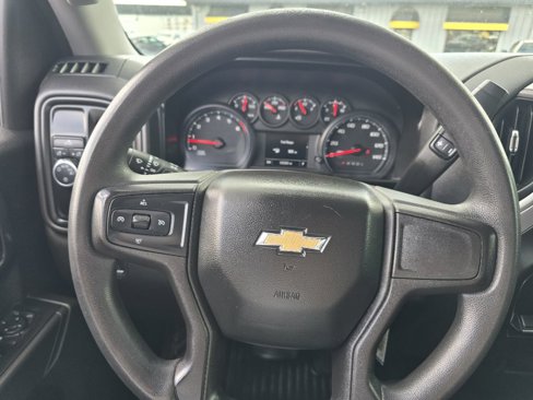 Used 2020 Chevrolet Silverado 1500 Custom w/ Custom Value Package image 16