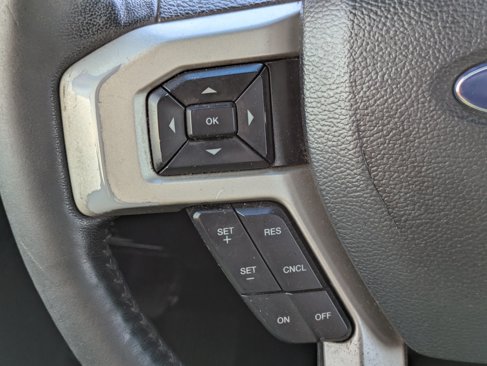 Used 2015 Ford Explorer Limited image 23