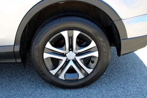 Used 2016 Toyota RAV4 LE image 24