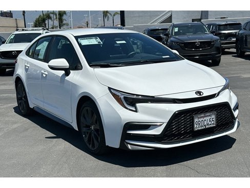 Used 2025 Toyota Corolla SE image 8