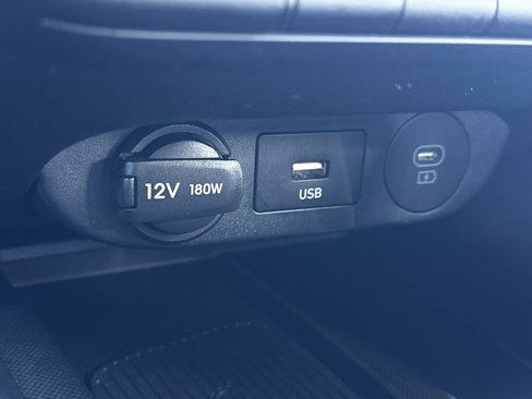 Used 2025 Hyundai Elantra Sport w/ Cargo Package image 32