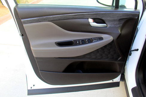 Used 2019 Hyundai Santa Fe SE image 21