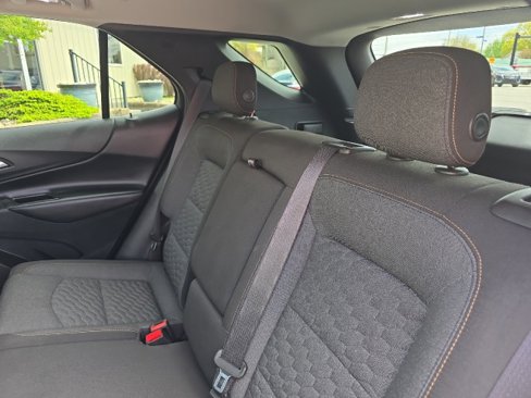 Used 2018 Chevrolet Equinox LT image 33