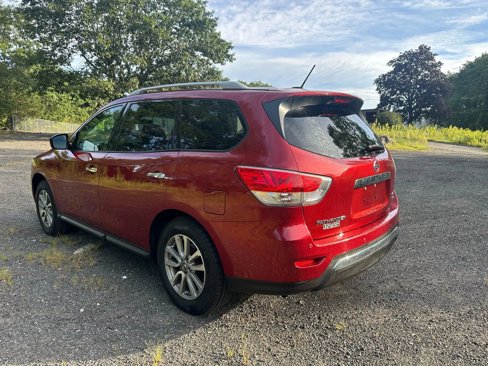 Used 2014 Nissan Pathfinder SV image 7