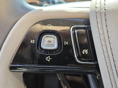 Used 2020 Lincoln Aviator Reserve w/ Elements Package Plus image 23