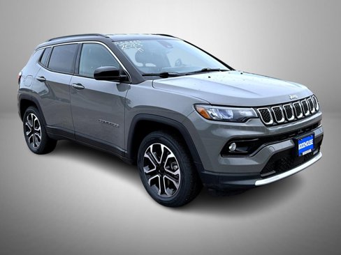 Certified 2023 Jeep Compass Limited image 3