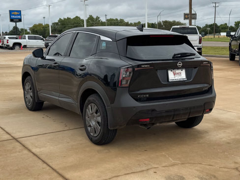 Used 2025 Nissan Kicks S image 4