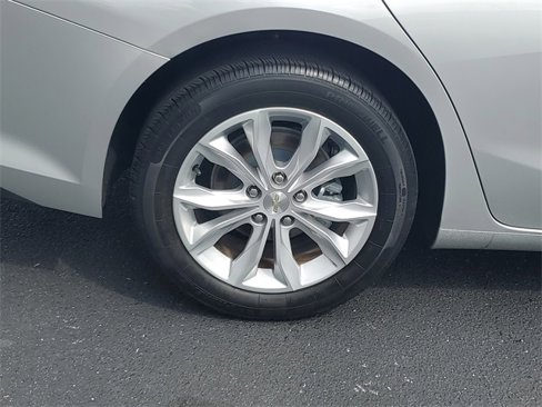 Used 2020 Chevrolet Malibu LT image 7