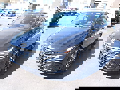 New 2025 Hyundai Elantra Sport image 10
