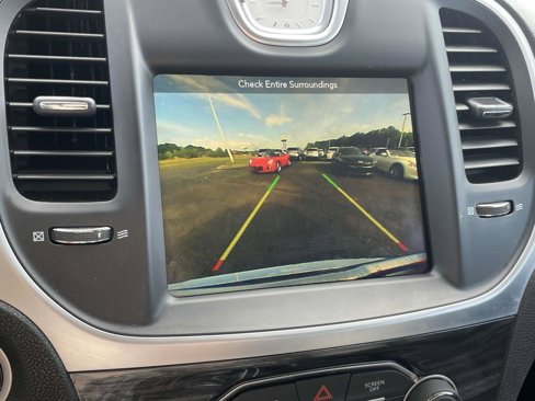 Used 2019 Chrysler 300 Touring L w/ Quick Order Package 22F image 2