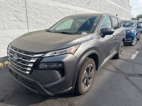 Used 2024 Nissan Rogue SV image 1