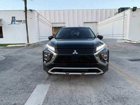 Used 2024 Mitsubishi Eclipse Cross SE image 3