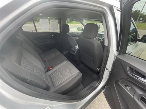 Certified 2020 Chevrolet Equinox LT w/ Driver Convenience Package image 28