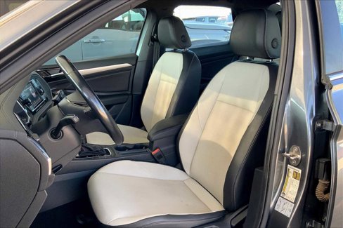 Used 2021 Volkswagen Jetta R-Line image 7