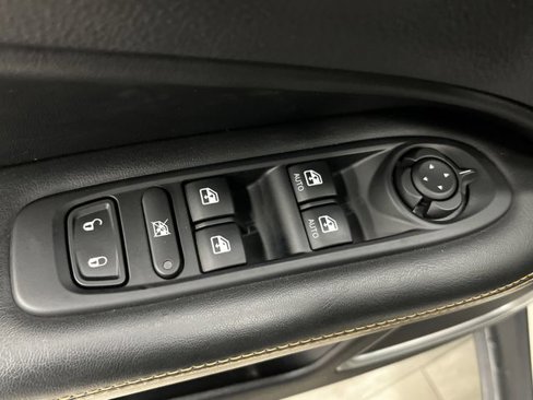 Certified 2018 Jeep Compass Limited w/ Navigation Group image 29