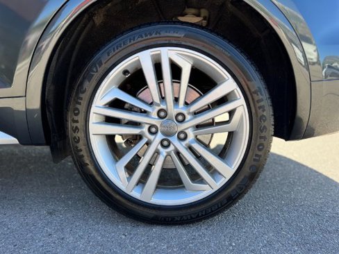 Used 2019 Audi Q5 2.0T Premium Plus image 31