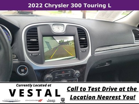 Used 2022 Chrysler 300 Touring L w/ Popular Equipment Group image 18