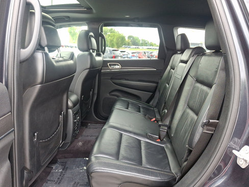 Used 2016 Jeep Grand Cherokee Limited image 10