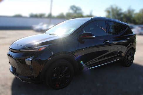 Used 2023 Chevrolet Bolt EUV Premier w/ Sun & Sound Package image 14