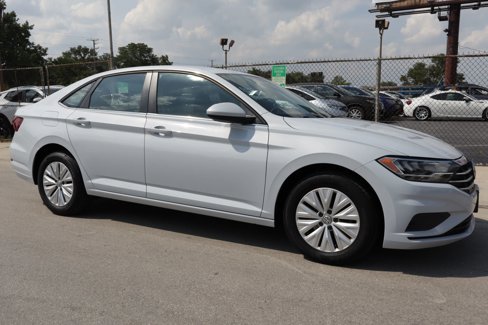 Used 2019 Volkswagen Jetta S image 3