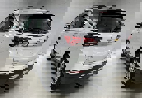Used 2022 Chevrolet Equinox LT image 12