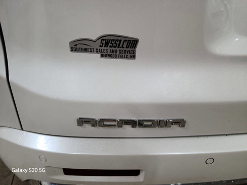Used 2017 GMC Acadia Denali image 14