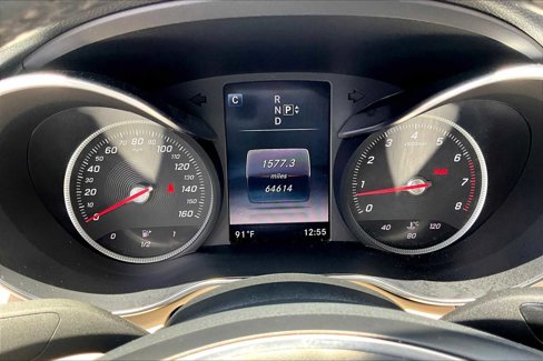 Used 2015 Mercedes-Benz C 300 Sedan image 25