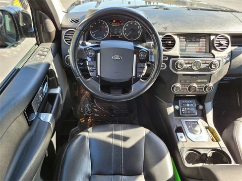 Used 2016 Land Rover LR4 HSE image 14