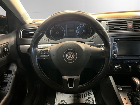 Used 2014 Volkswagen Jetta SE image 23