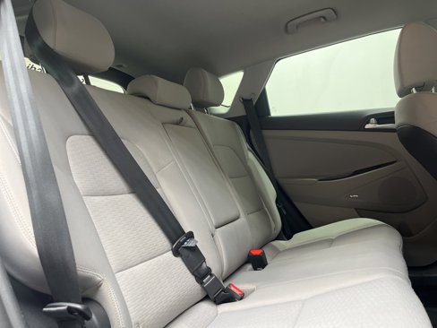 Used 2021 Hyundai Tucson Sport image 16