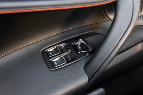 Used 2022 McLaren 765LT image 61