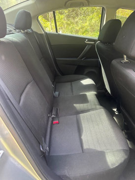 Used 2013 MAZDA MAZDA3 i Sport image 14