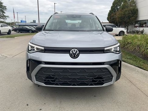 New 2025 Volkswagen Taos S image 2