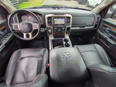 Used 2015 RAM 1500 Laramie w/ Convenience Group image 29