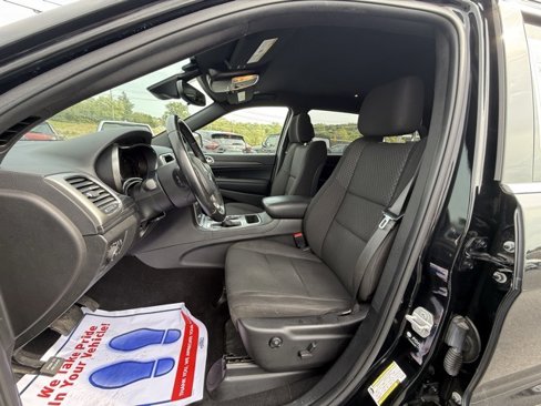 Used 2021 Jeep Grand Cherokee Laredo image 14