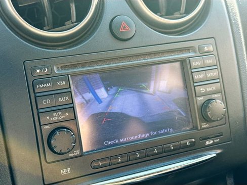 Used 2011 Nissan Rogue SV w/ Premium Pkg image 15