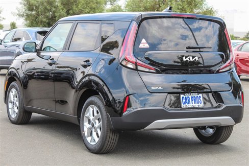 New 2025 Kia Soul LX w/ LX Technology Package image 7
