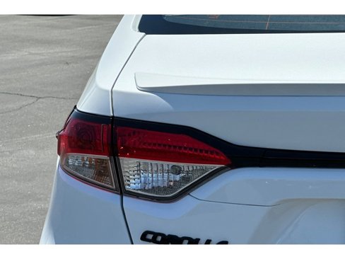 Used 2025 Toyota Corolla SE image 46