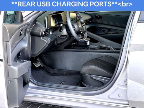 Used 2025 Hyundai Elantra Sport image 10