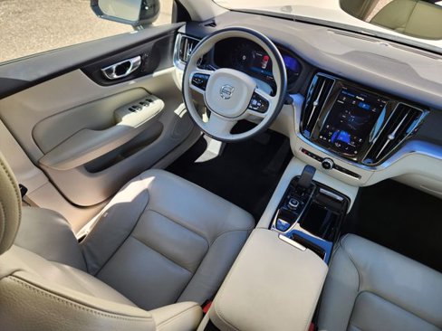 Certified 2024 Volvo S60 T8 Core w/ Climate Package image 10