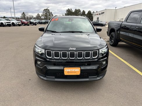 Certified 2024 Jeep Compass Latitude image 7