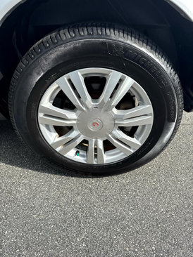 Used 2015 Cadillac SRX Luxury w/ Driver Awareness Package image 19