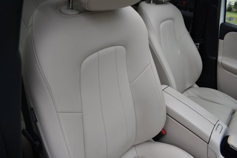 Used 2021 Mercedes-Benz GLB 250 4MATIC w/ Premium Package image 23