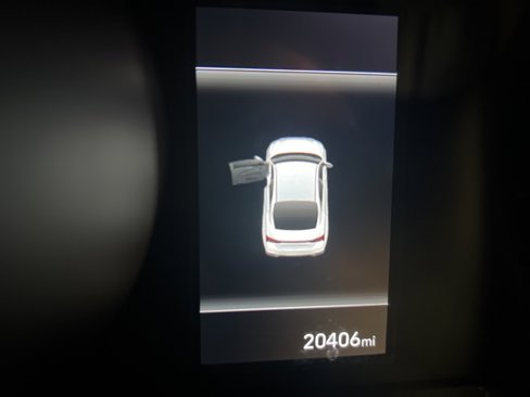Used 2023 Hyundai Elantra SEL image 18